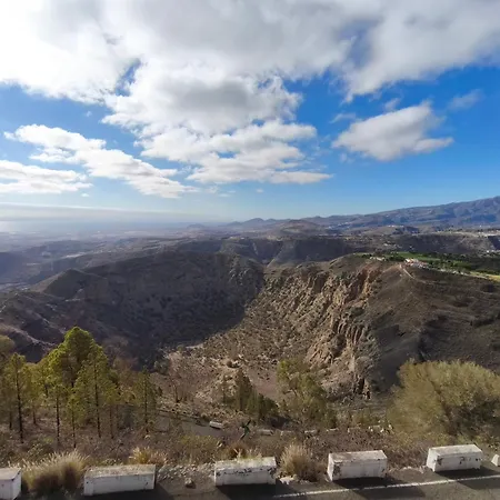 Confortevole Apartman