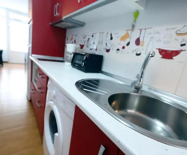 Confortevole Apartman