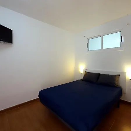 Confortevole 普拉亚戴尔雷安格莱斯