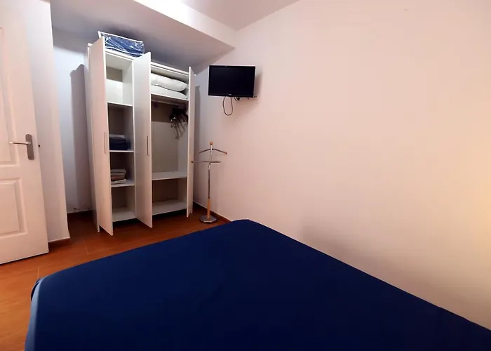 Confortevole * Πλάγια ντελ Ινγκλές