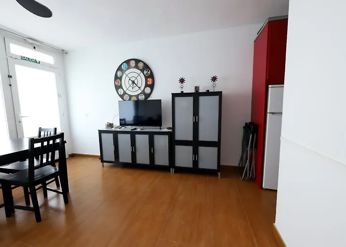 Confortevole Apartman